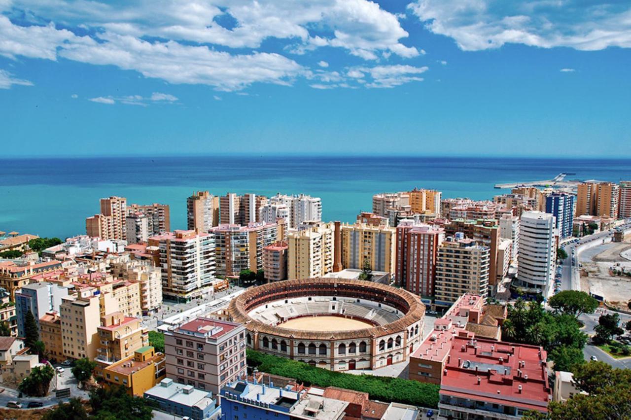Holidays2Malaga Refino Pool And Parking Exterior foto